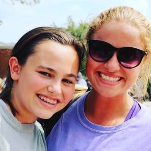 Meet your Posher, Caroline